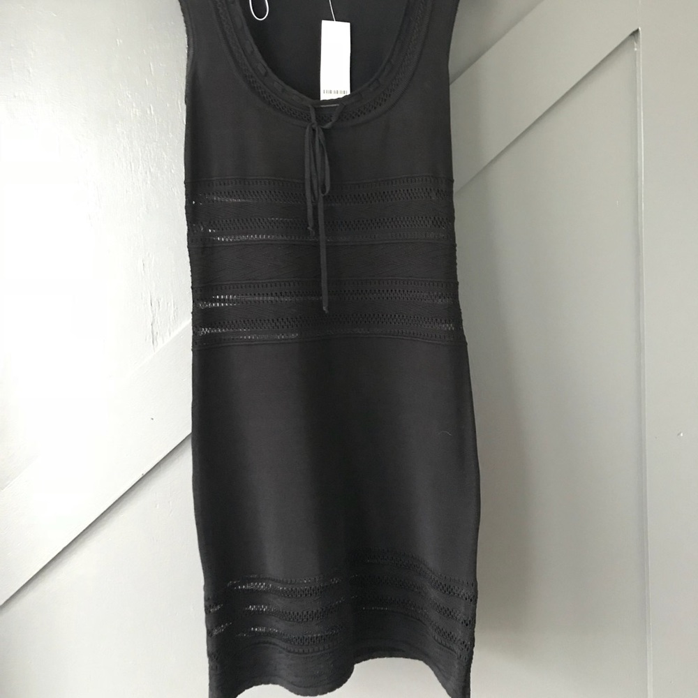 Knockout size small black Bebe dress!!